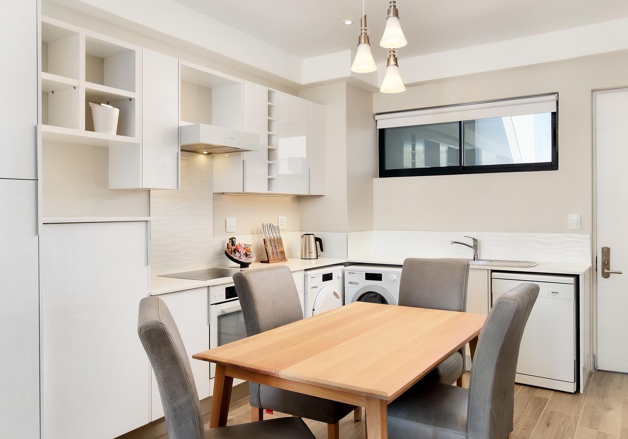 The Regency Apartment Hotel Menlyn Pretoria-Noord Buitenkant foto