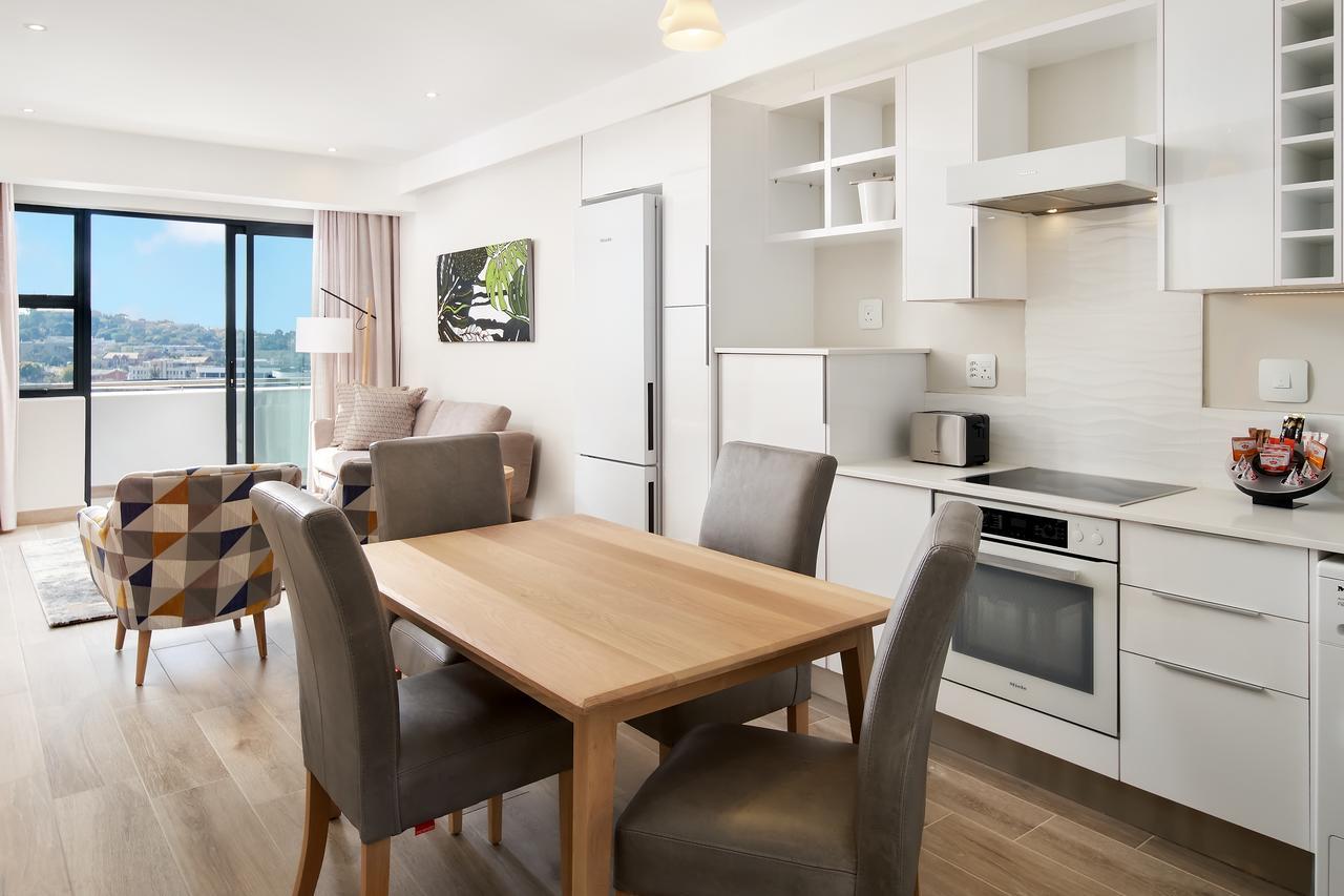 The Regency Apartment Hotel Menlyn Pretoria-Noord Buitenkant foto