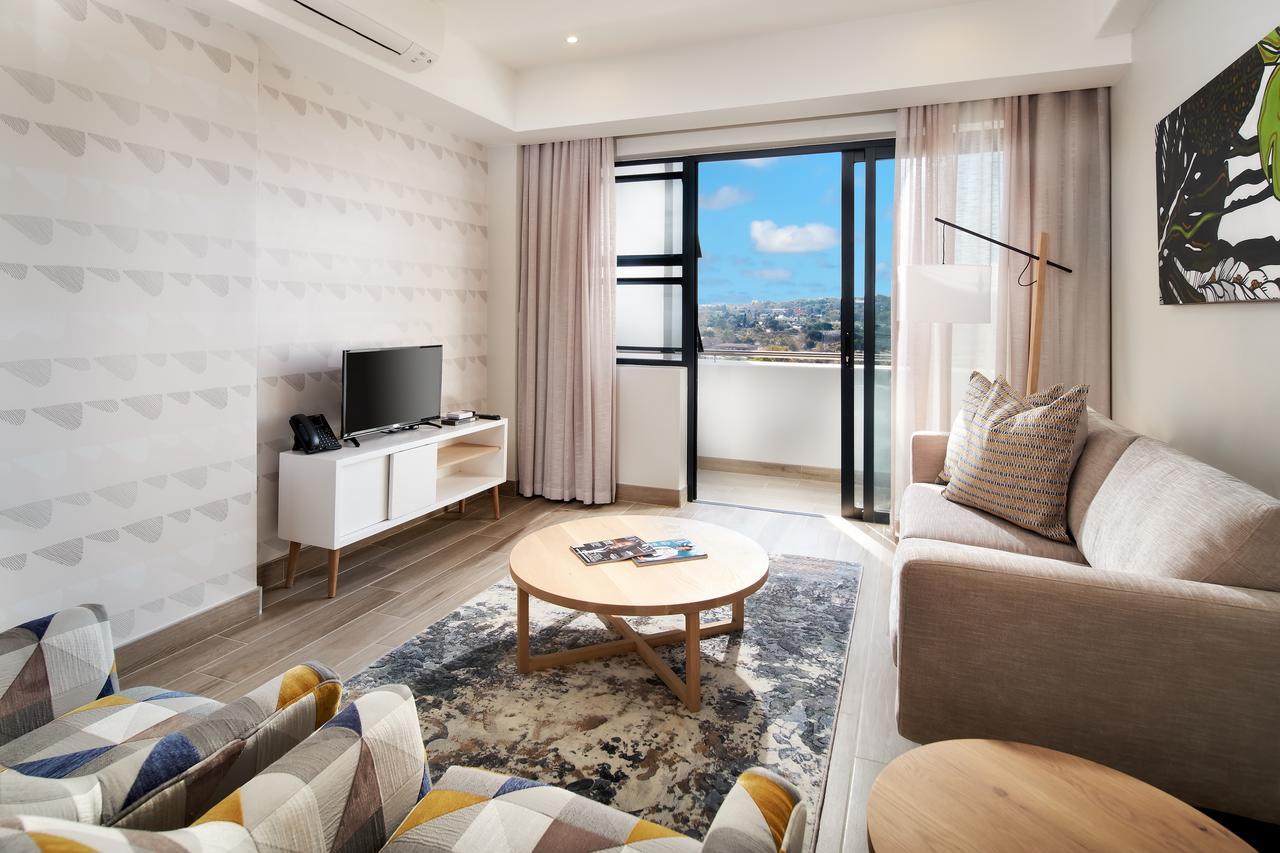 The Regency Apartment Hotel Menlyn Pretoria-Noord Buitenkant foto