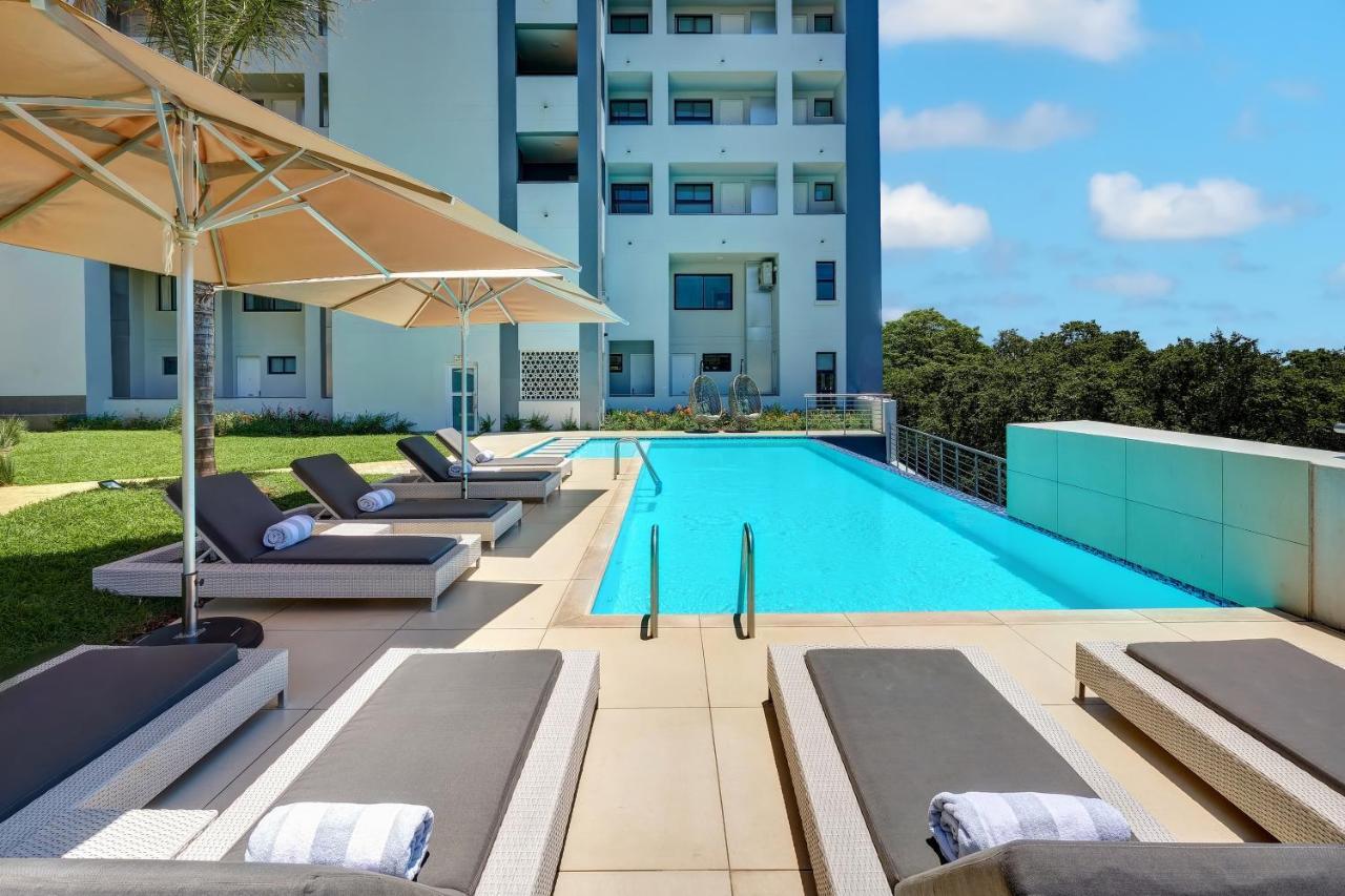 The Regency Apartment Hotel Menlyn Pretoria-Noord Buitenkant foto