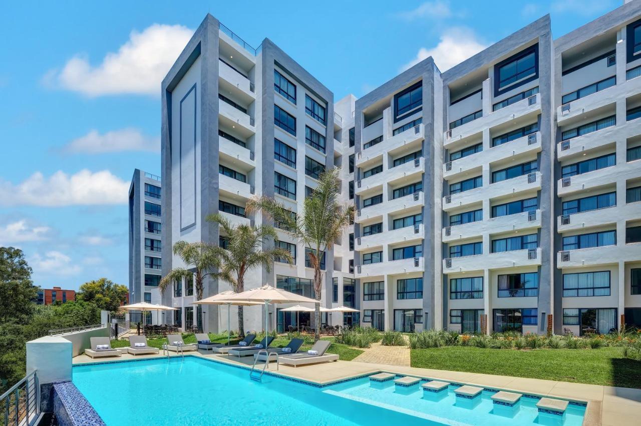 The Regency Apartment Hotel Menlyn Pretoria-Noord Buitenkant foto