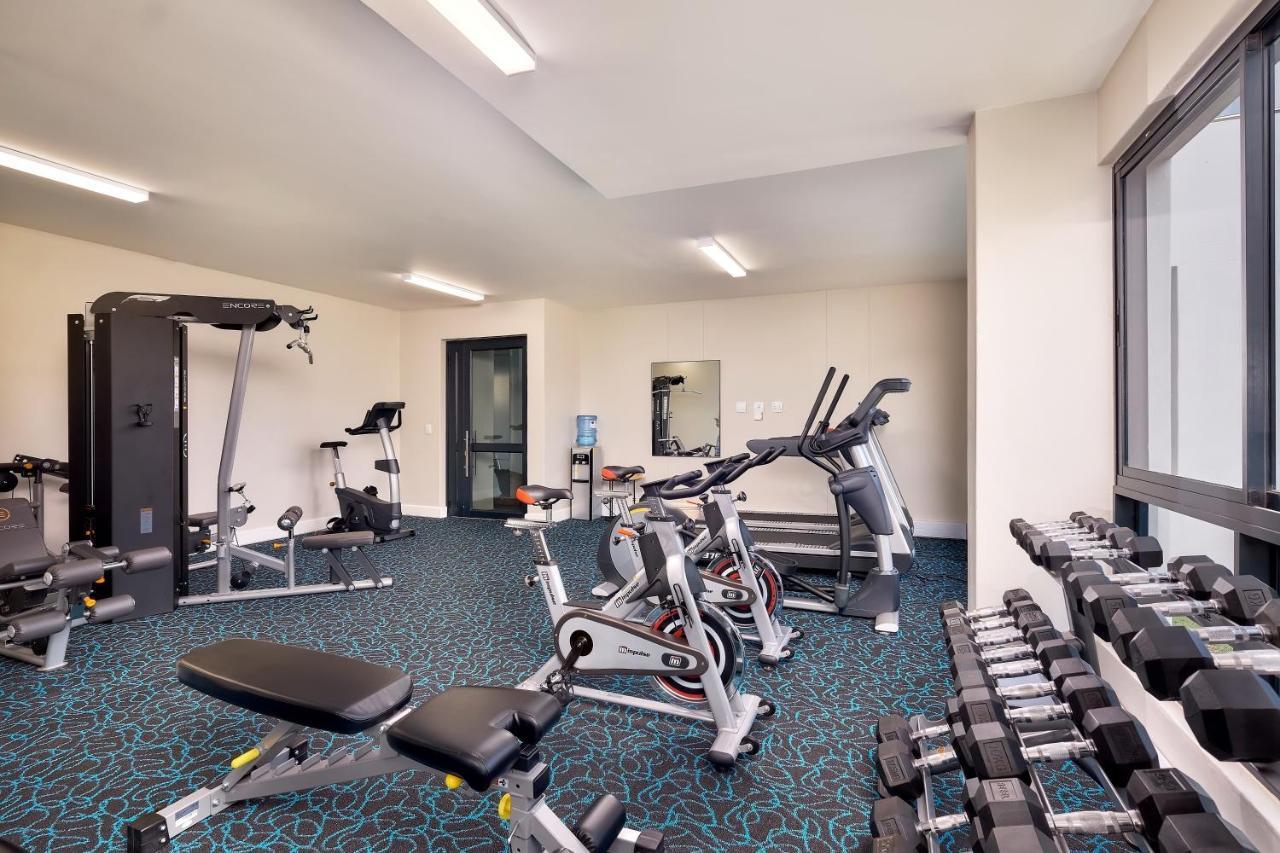 The Regency Apartment Hotel Menlyn Pretoria-Noord Buitenkant foto