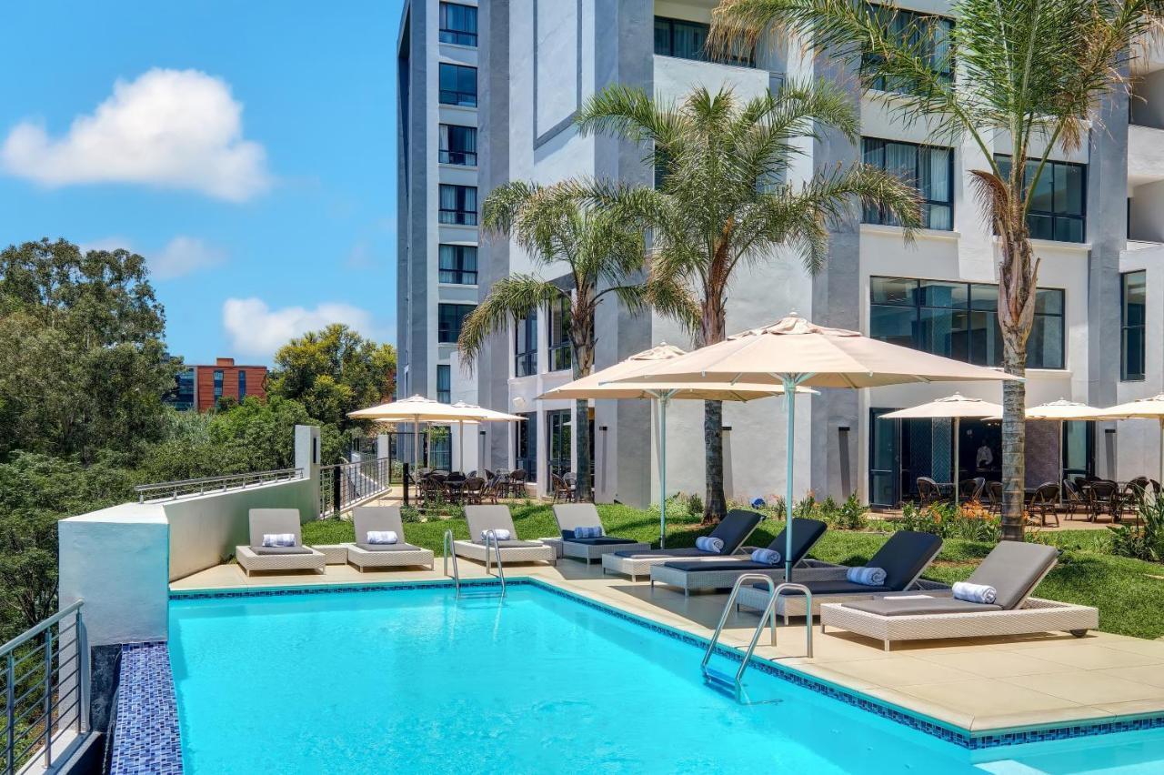 The Regency Apartment Hotel Menlyn Pretoria-Noord Buitenkant foto