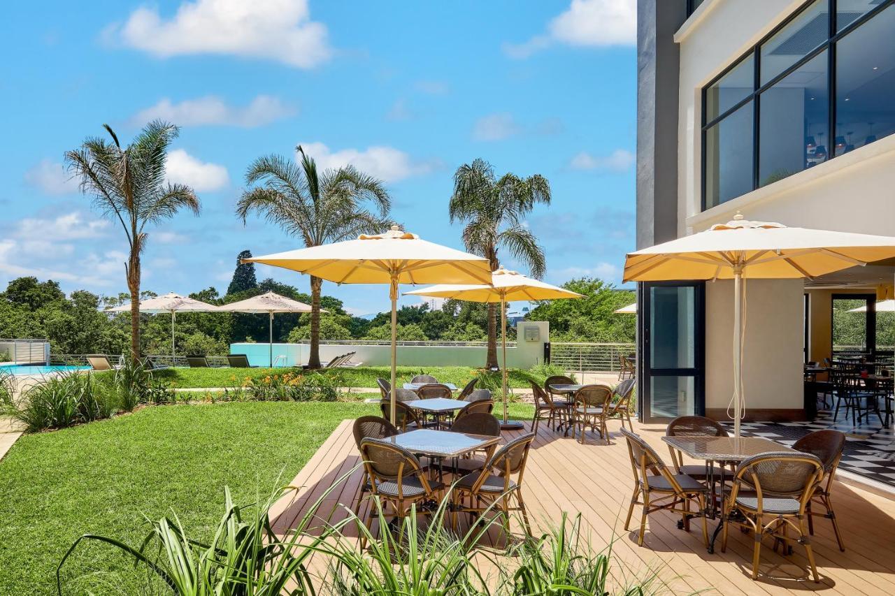 The Regency Apartment Hotel Menlyn Pretoria-Noord Buitenkant foto