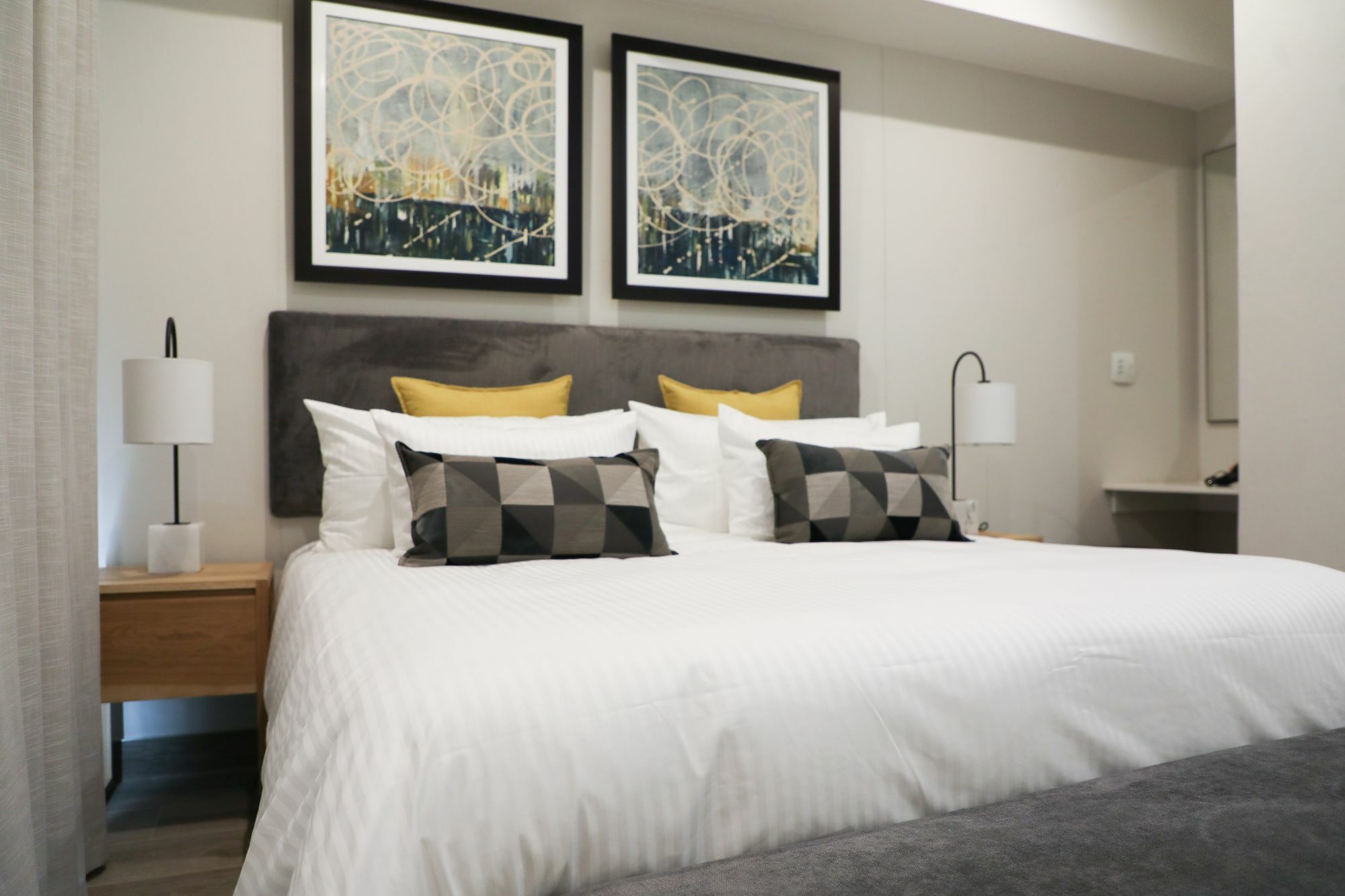 The Regency Apartment Hotel Menlyn Pretoria-Noord Buitenkant foto