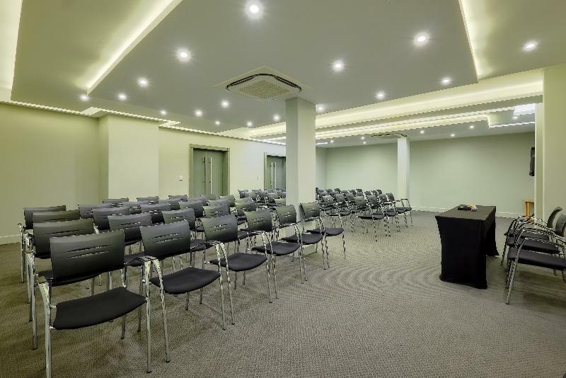 The Regency Apartment Hotel Menlyn Pretoria-Noord Buitenkant foto
