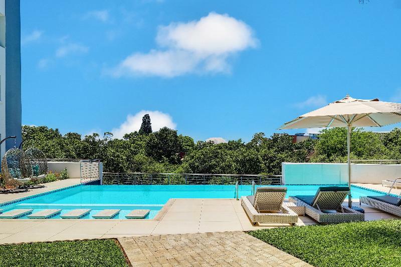 The Regency Apartment Hotel Menlyn Pretoria-Noord Buitenkant foto