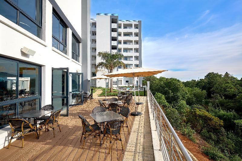 The Regency Apartment Hotel Menlyn Pretoria-Noord Buitenkant foto